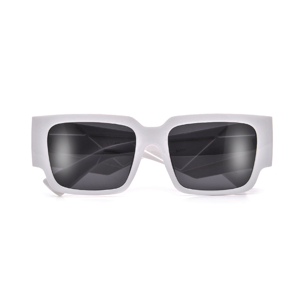 BOLD STANDOUT SQUARED FASHION SUNNIES