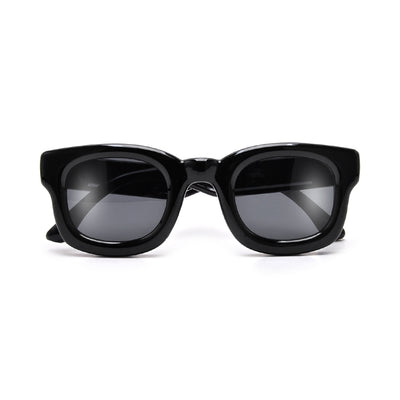 RETRO APPEAL SUBTLE CAT EYE SUNGLASSES