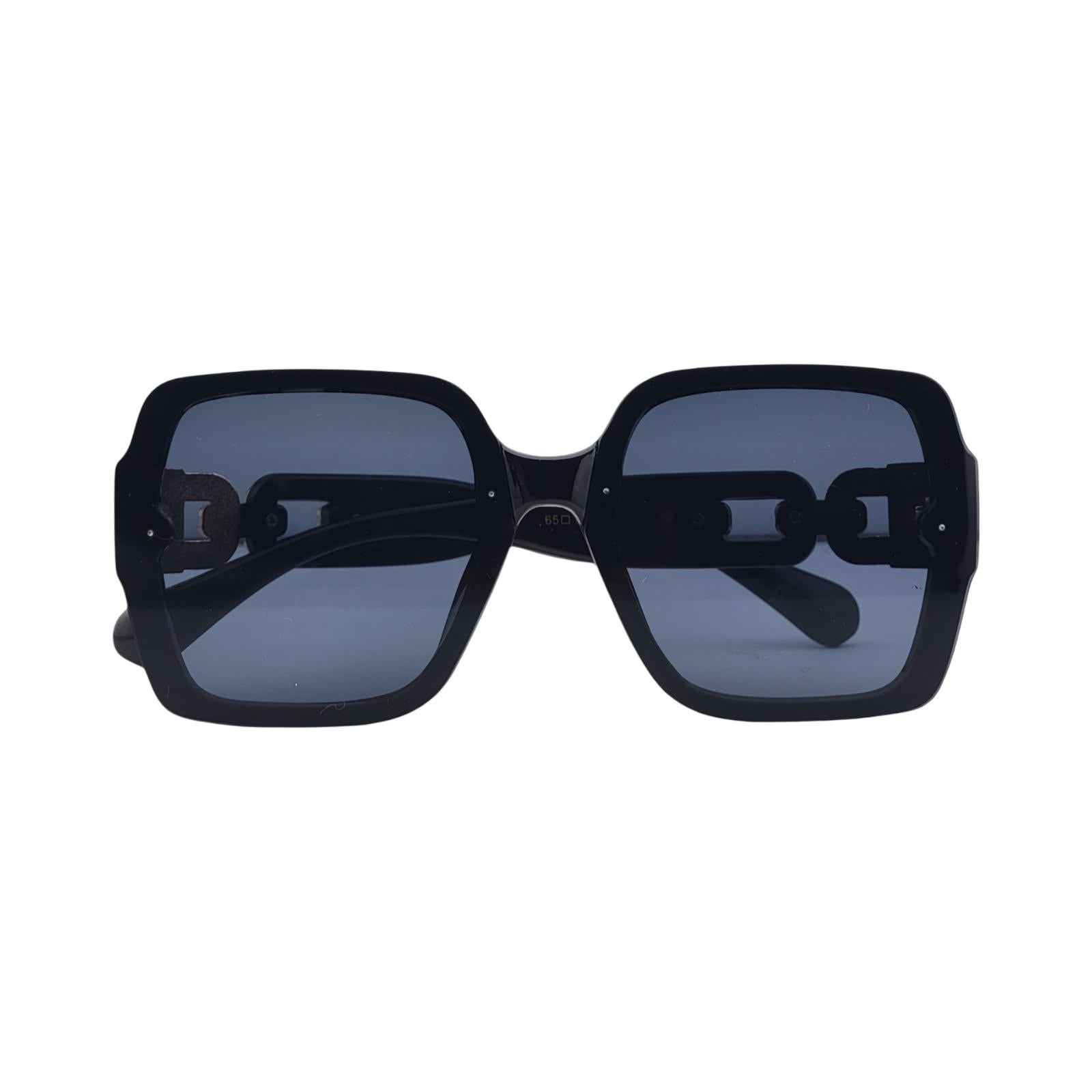 Oversized Fashionable Square Sunnies w/ Chain Detailed Temples