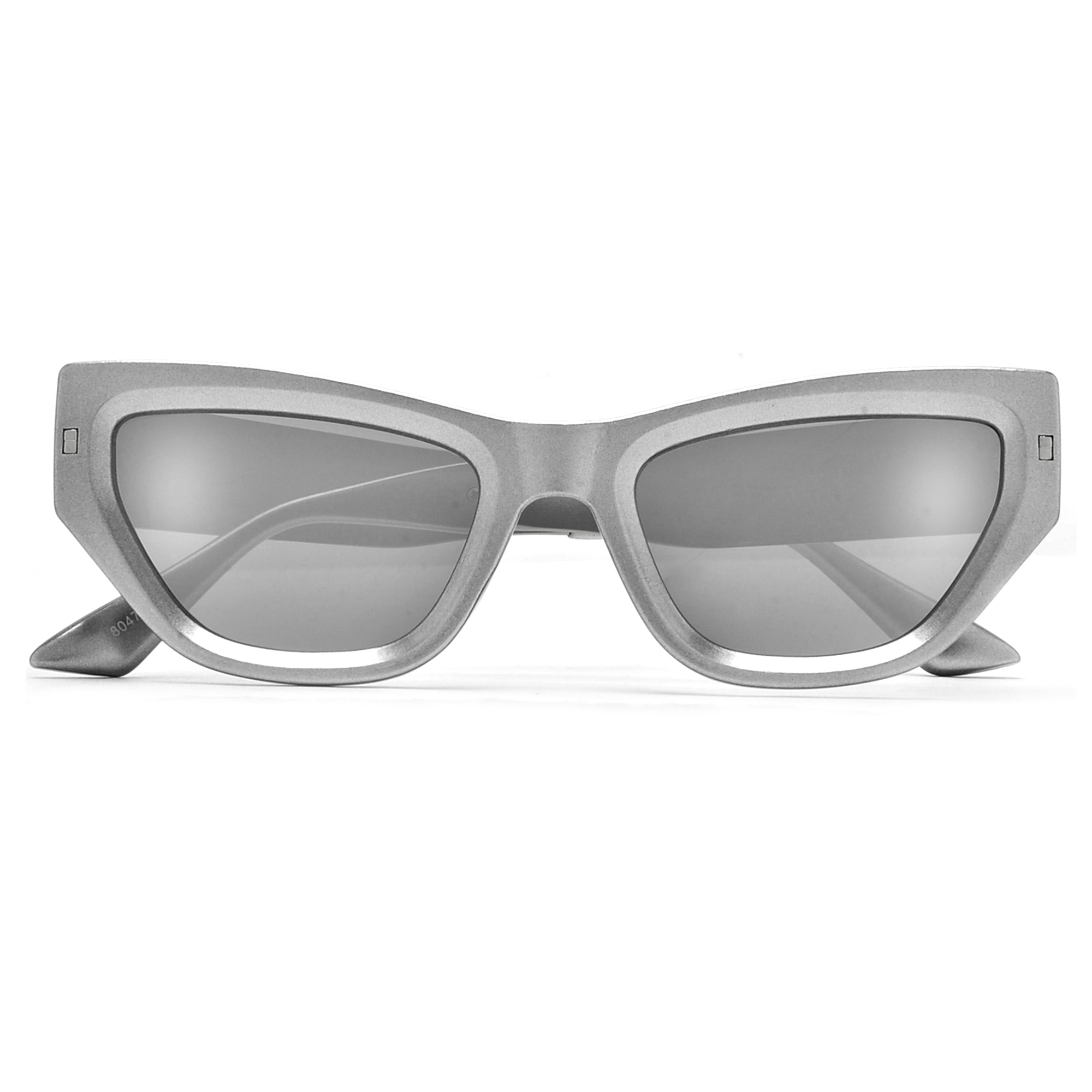 Ultra Chic Metal Temple Cat Eye Sunglasses