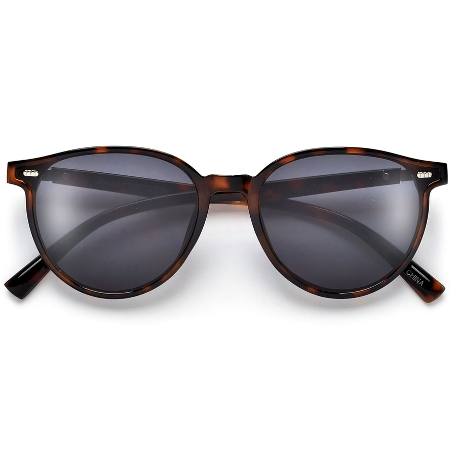 Stylish Classic Contour Flat Lens Sunglasses